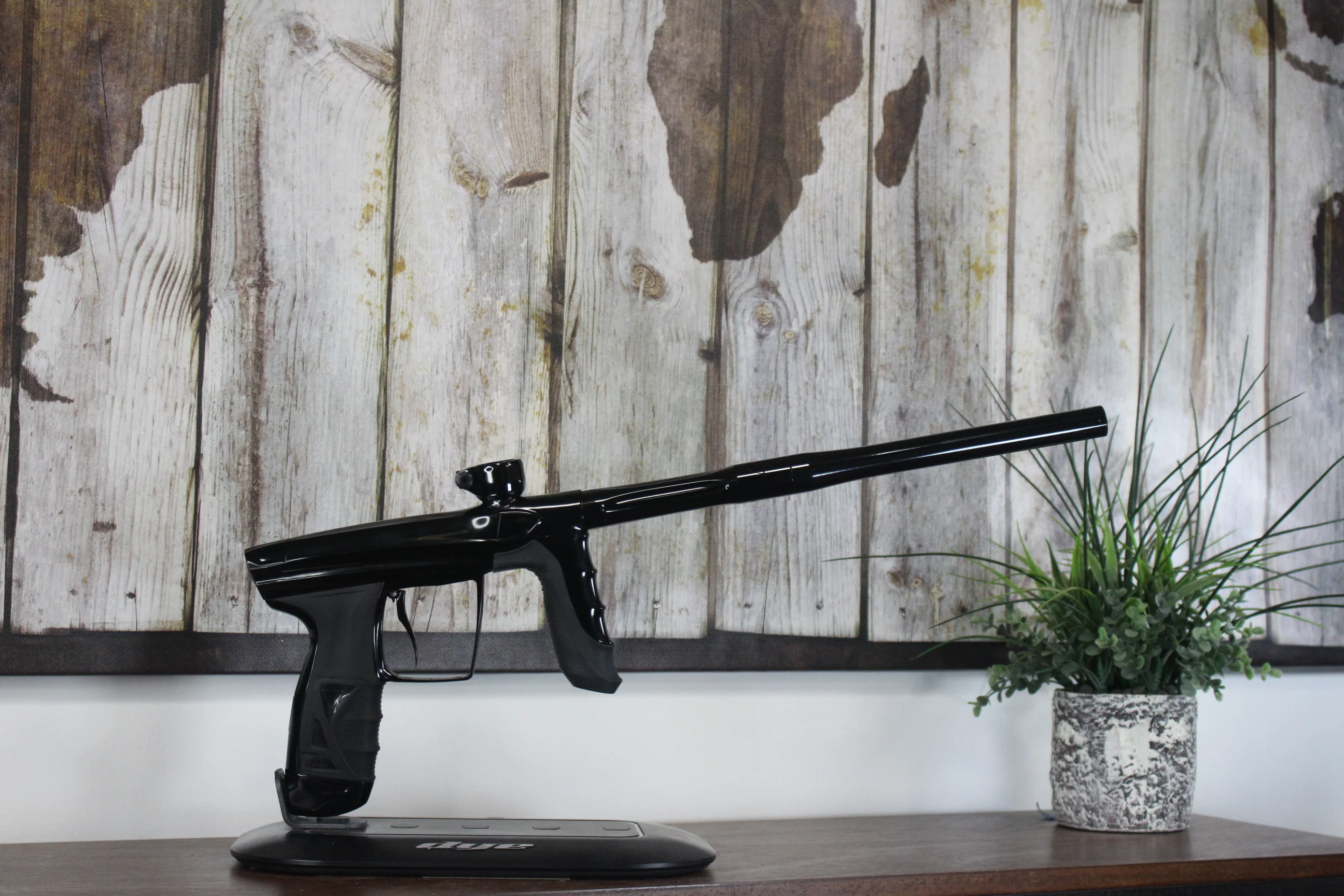 DLX Luxe AIRE - Gloss Black