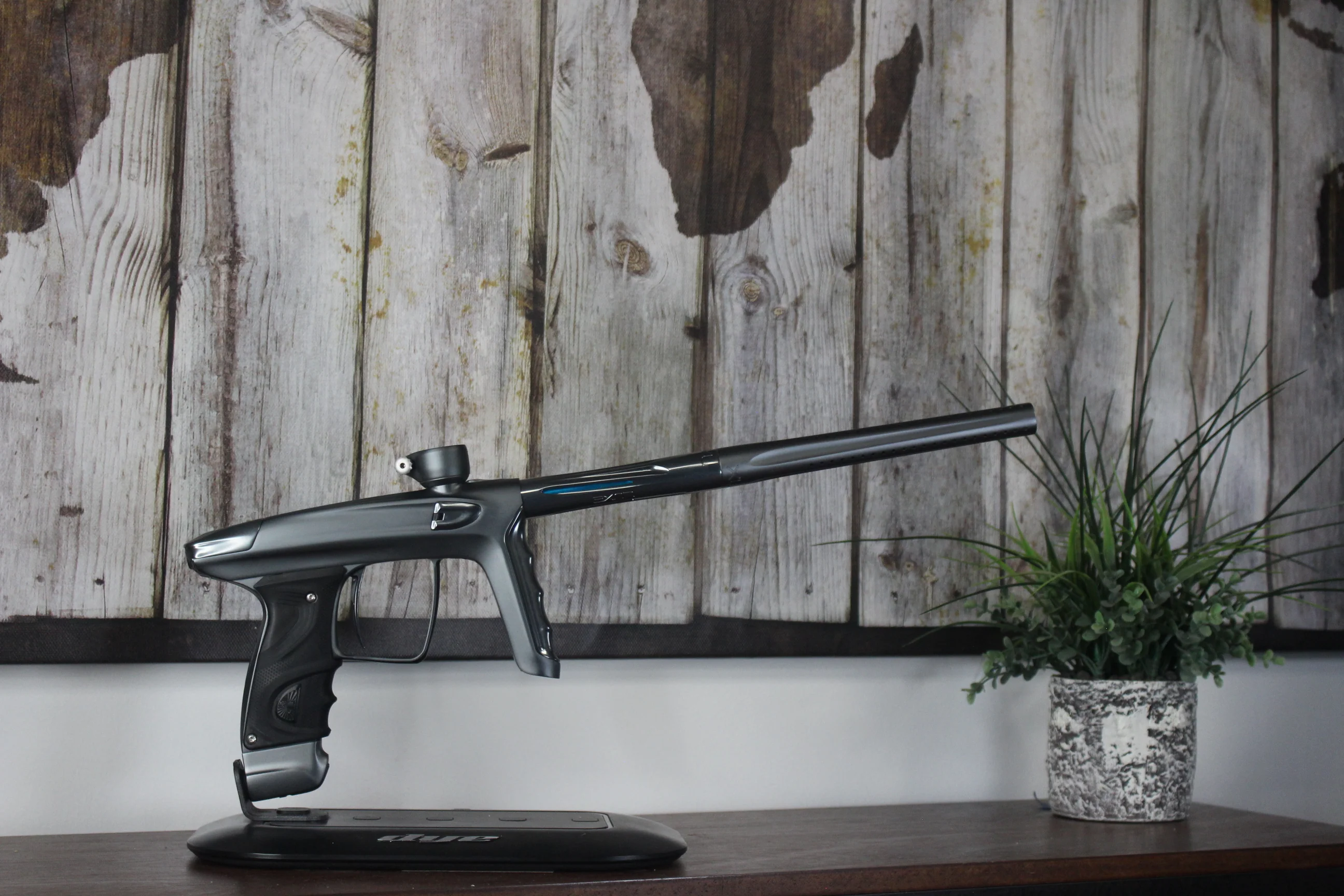 DLX Luxe TM40 - Pewter