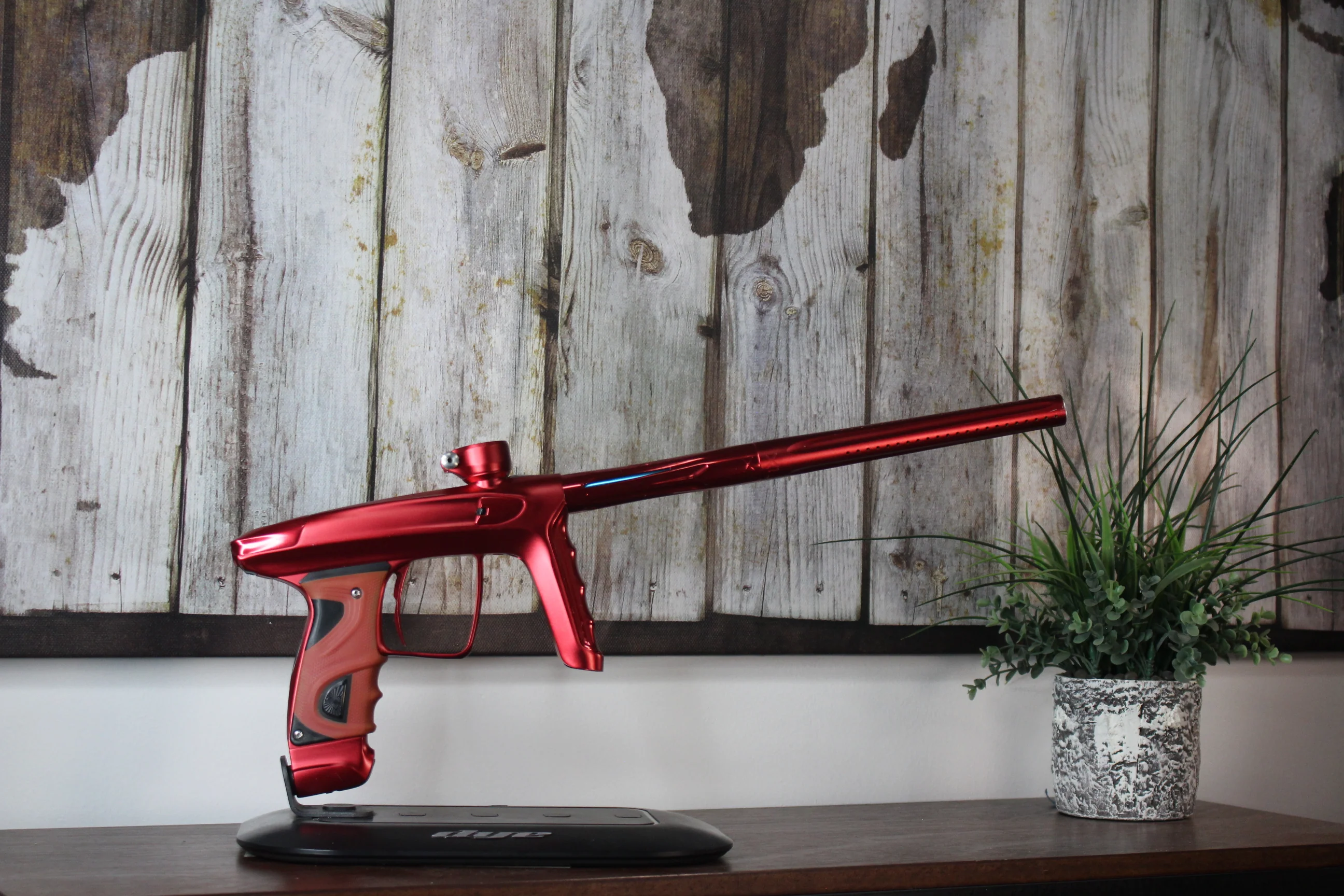 DLX Luxe TM40 - Red