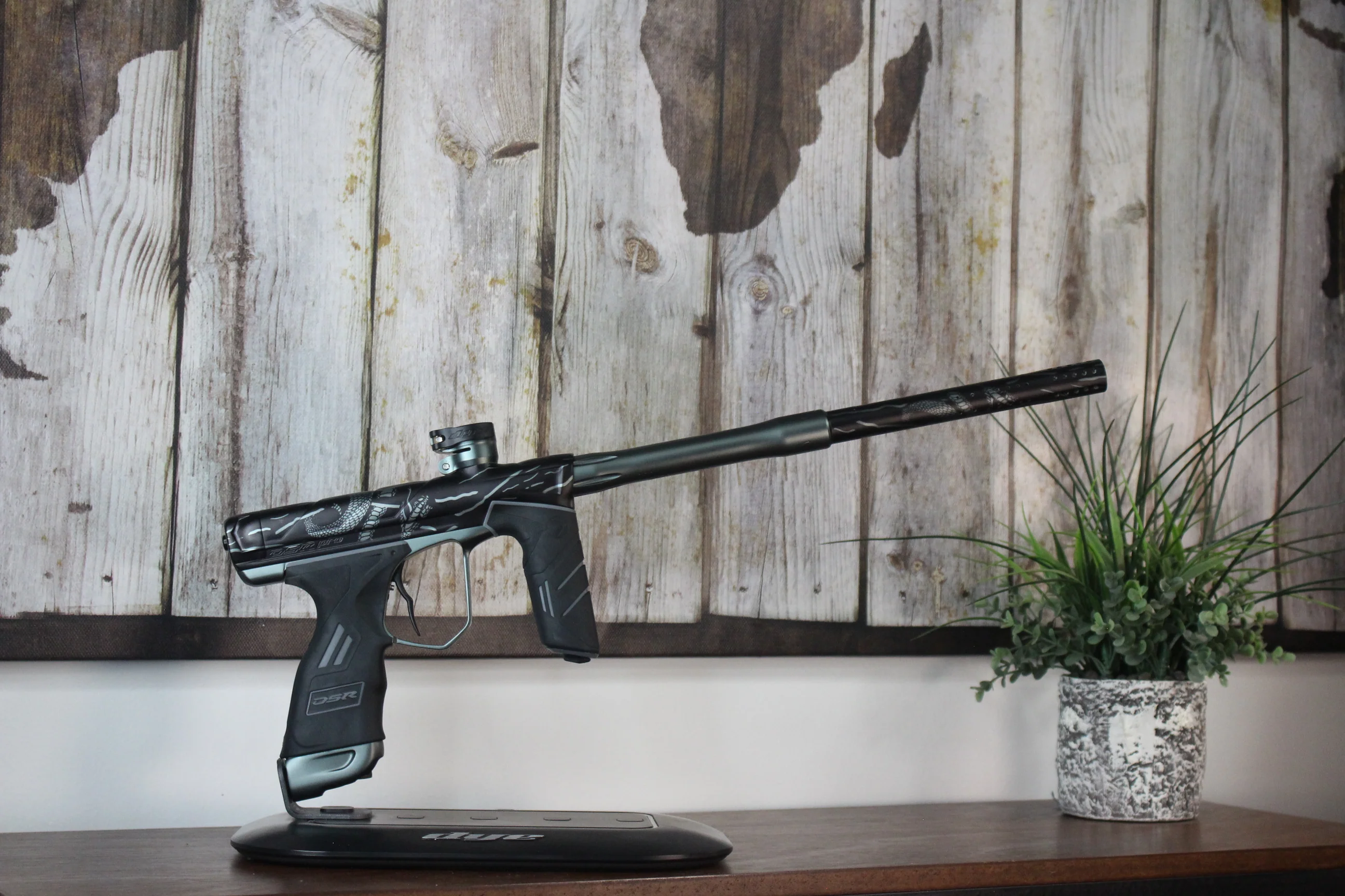 Dye DSR Pro - LE Sandana SS Grey