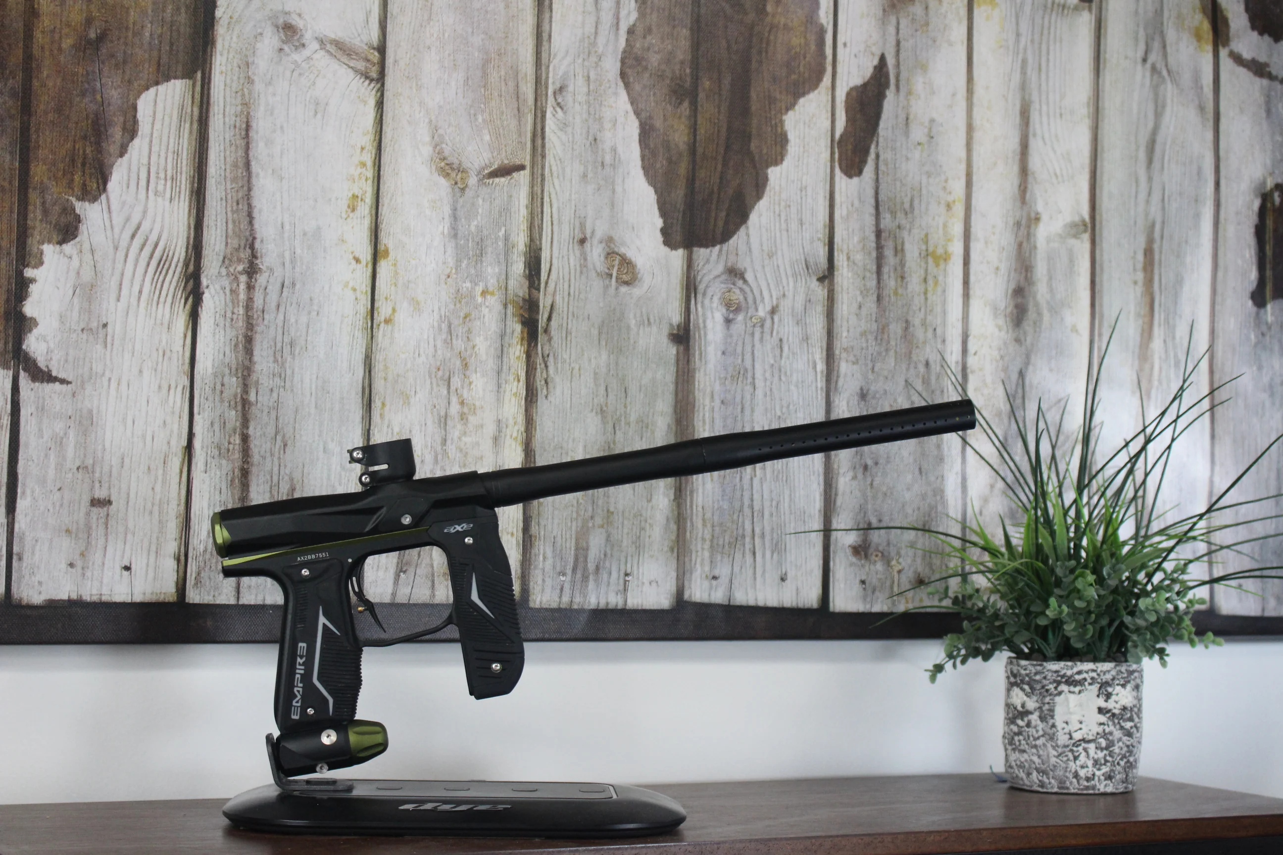 Empire Axe 2.0 - Black/Olive