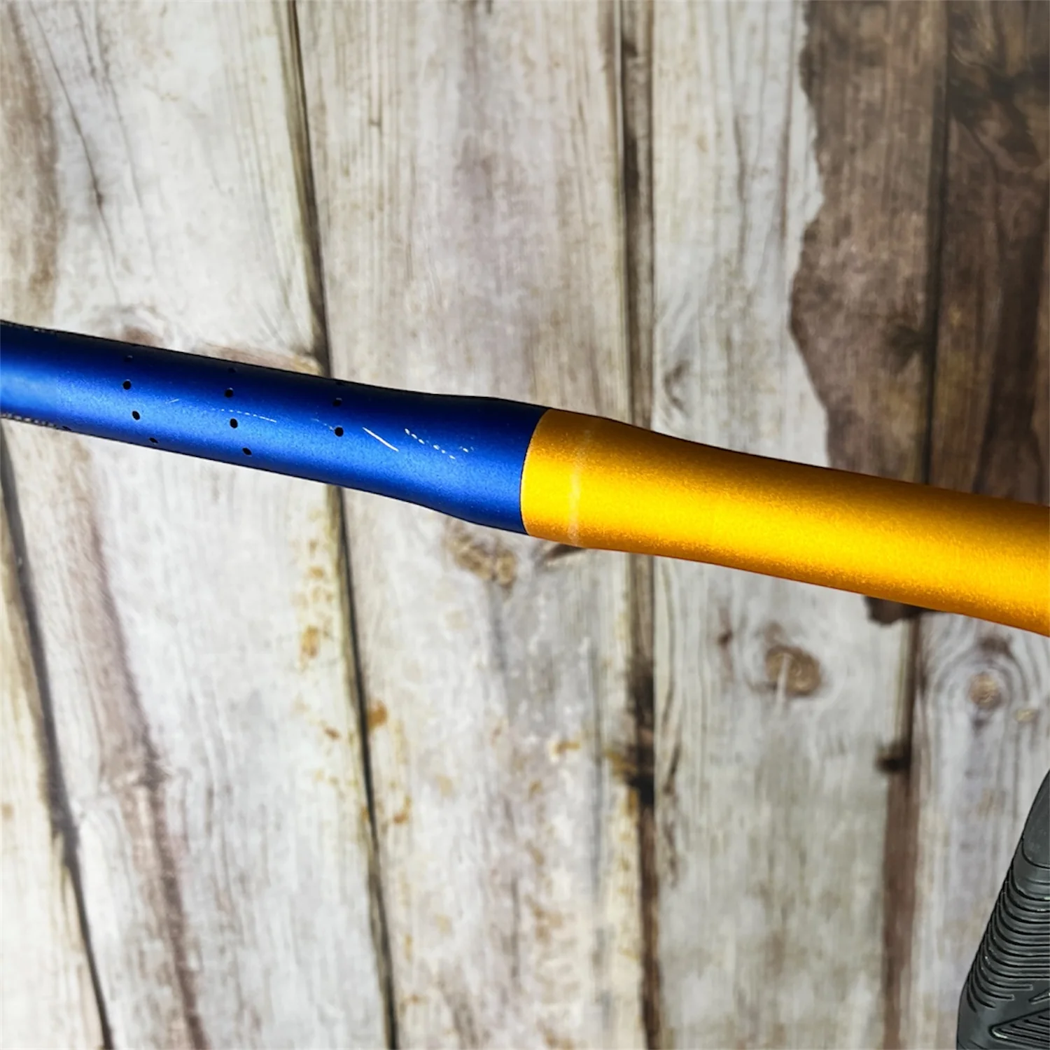 Empire Axe 2.0 - Blue/Gold - Image 2