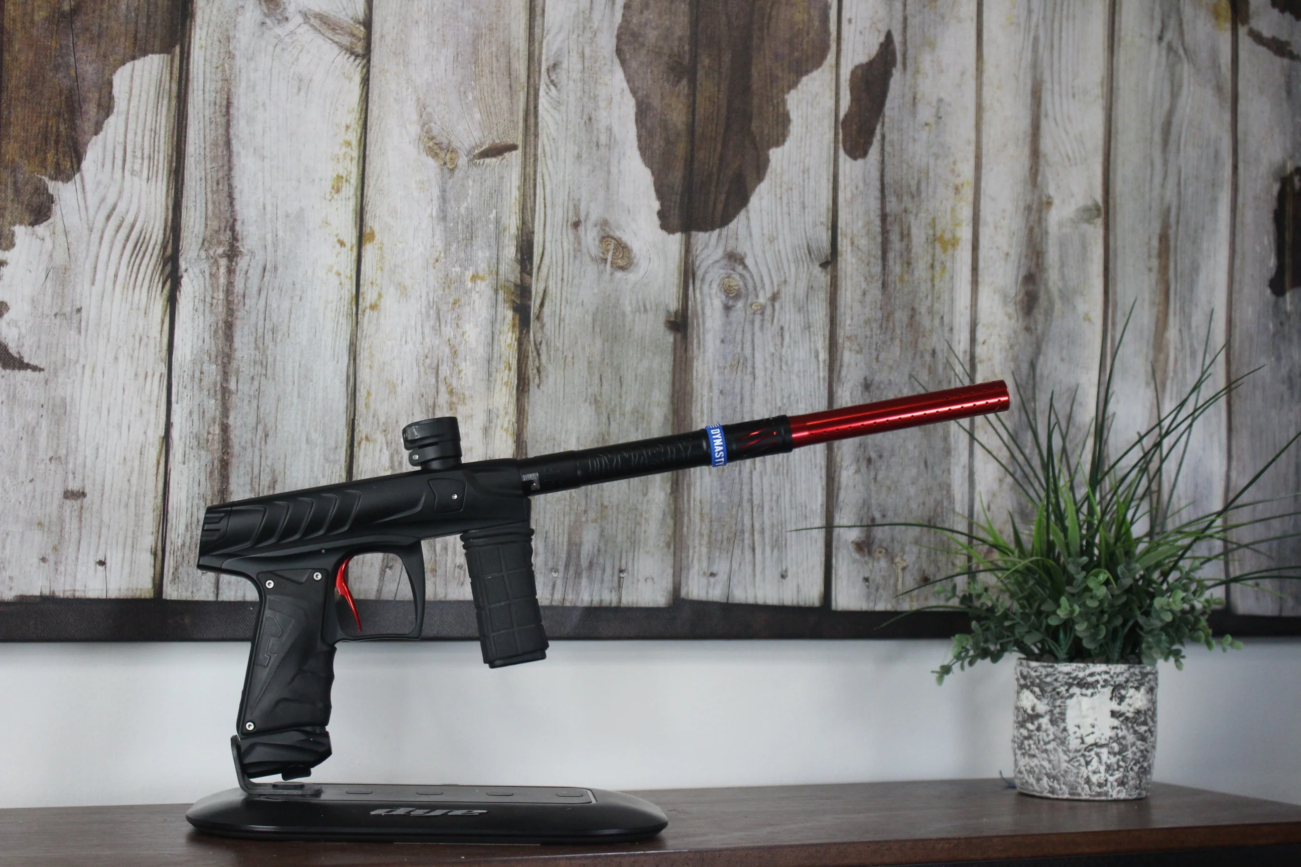 Field One Force - Black/Red