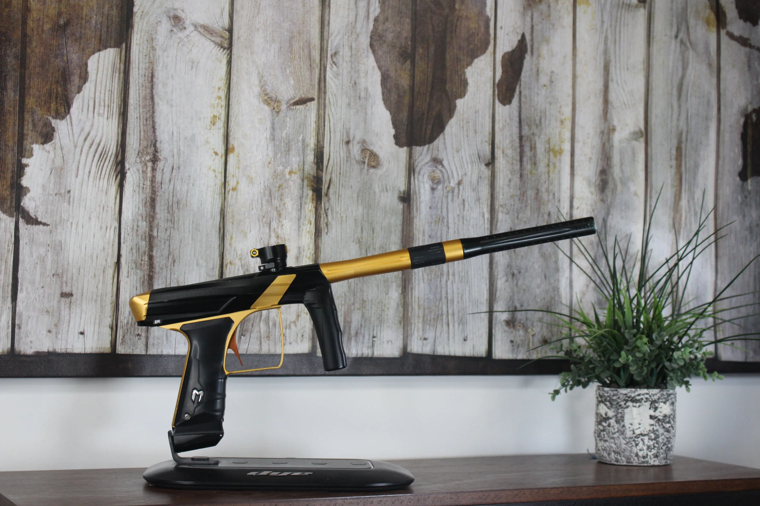 MacDev Prime GT2 - Black/Gold
