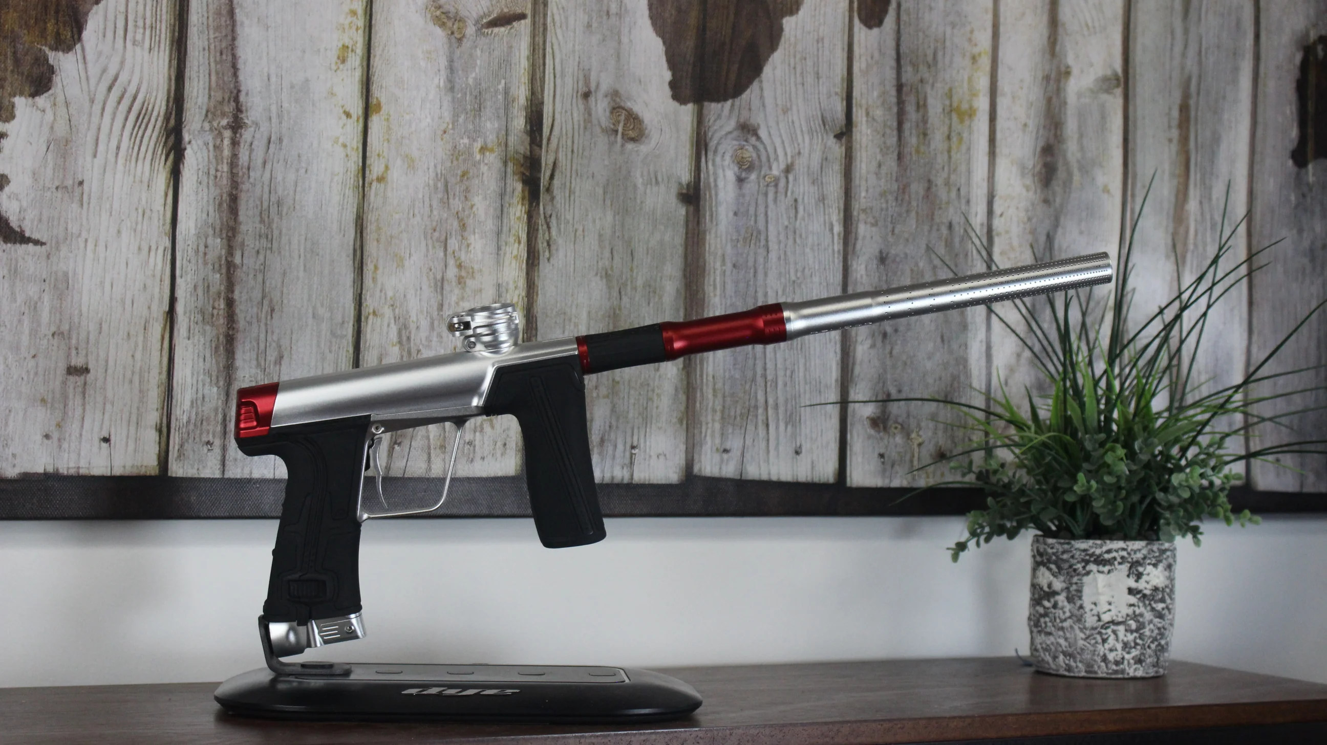 Planet Eclipse CS3Pro - Silver/Red