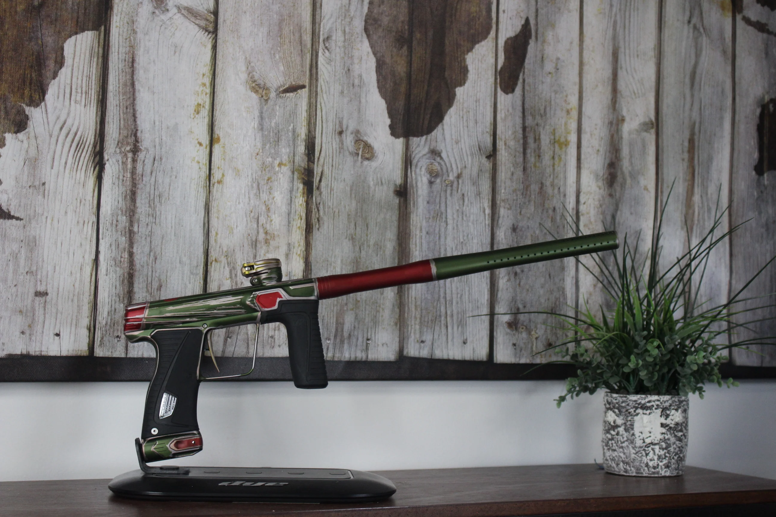 Planet Eclipse Gtek 180R - Fett