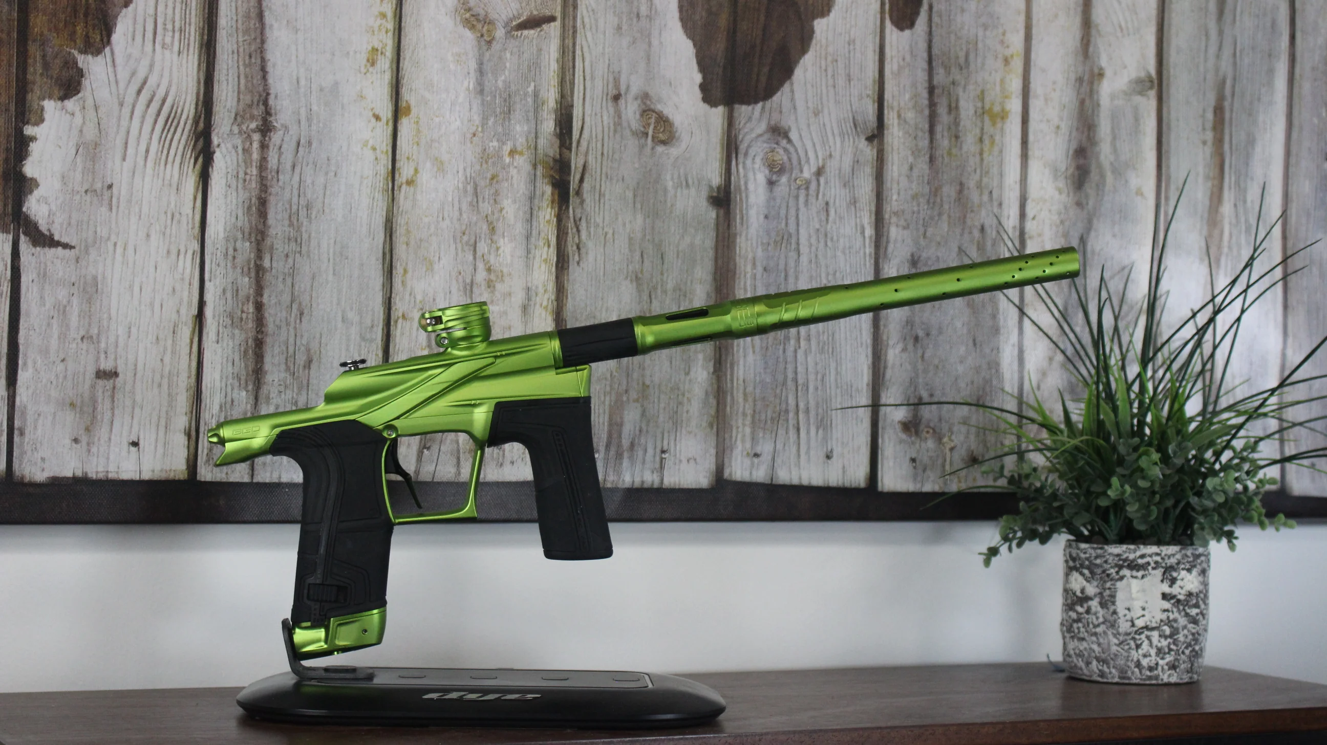 Planet Eclipse LV2 - Lime